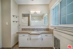 15031 Hartland St, Van Nuys, CA 91405 - Photo 35