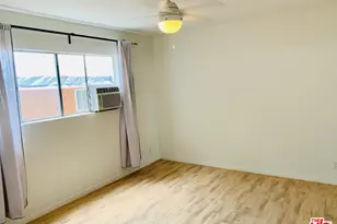 5511 Smiley Dr, Los Angeles, CA 90016 - Photo 19