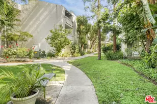 20134 Leadwell St, Winnetka, CA 91306 - Photo 25