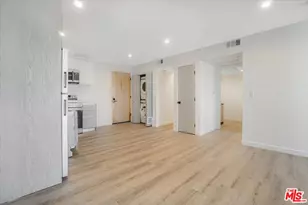 10918 Camarillo St, North Hollywood, CA 91603 - Photo 15