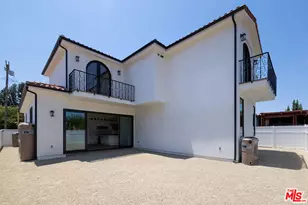 20329 Stagg St, Winnetka, CA 91306 - Photo 9