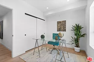 321 S Oxford Ave, Los Angeles, CA 90010 - Photo 13