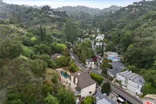 2431 Benedict Canyon Drive, Beverly Hills, CA 90210 - Photo 63