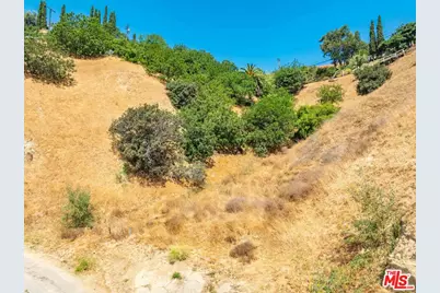 2661 N Forest Park Dr, Los Angeles, CA 90032 - Photo 9