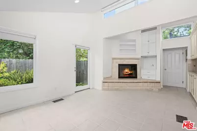 30604 Sicomoro Dr, Malibu, CA 90265 - Photo 15