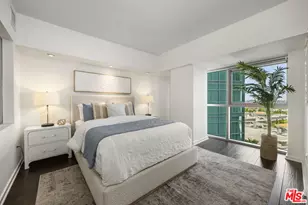 13700 Marina Pointe Dr, Marina del Rey, CA 90292 - Photo 17