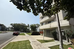 1951 Glendon Ave, Los Angeles, CA 90025 - Photo 39