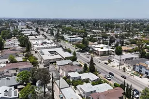 13350 Victory Blvd, Van Nuys, CA 91401 - Photo 13