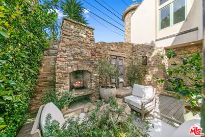 24920 Malibu Rd, Malibu, CA 90265 - Photo 43