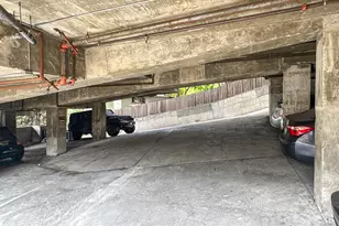 6820 Whitley Terrace, Los Angeles, CA 90068 - Photo 21