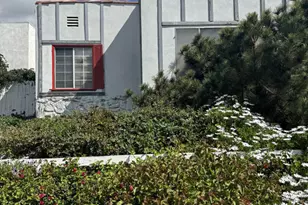 924 N Chester Ave, Inglewood, CA 90302 - Photo 1