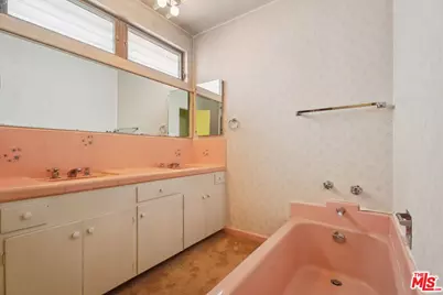 3684 Willowcrest Ave, Studio City, CA 91604 - Photo 13