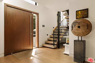 8446 Kirkwood Dr, Los Angeles, CA 90046 - Photo 5