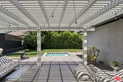 13117 Magnolia Blvd, Sherman Oaks, CA 91423 - Photo 19