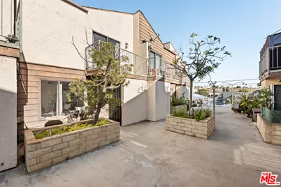 746 N Eucalyptus Ave #21, Inglewood, CA 90302 - Photo 15