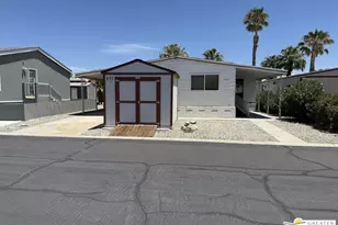 15500 Bubbling Wells Rd, Desert Hot Springs, CA 92240 - Photo 3