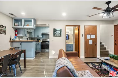 27981 Rainbow Dr, Lake Arrowhead, CA 92352 - Photo 5