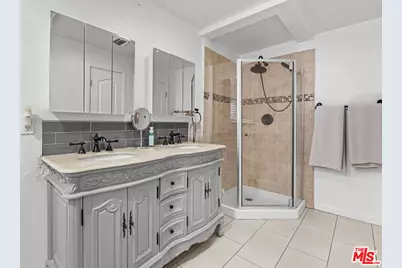 17317 Los Alimos St, Granada Hills, CA 91344 - Photo 15