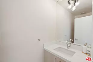 737 Pier Ave, Santa Monica, CA 90405 - Photo 41