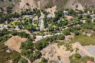 2470 Stokes Canyon Rd, Calabasas, CA 91302 - Photo 1