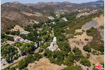 2470 Stokes Canyon Rd, Calabasas, CA 91302 - Photo 3