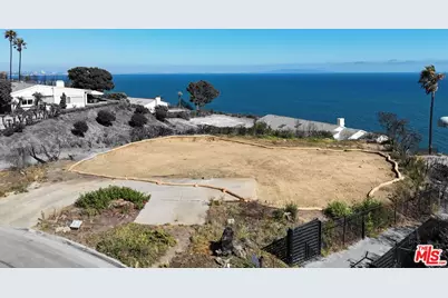 20454 Roca Chica Dr, Malibu, CA 90265 - Photo 3