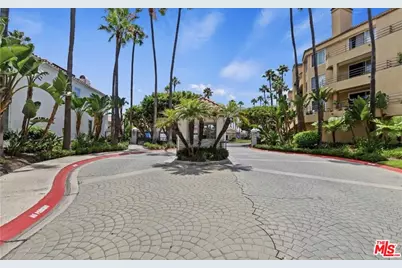 16291 Countess Dr #116, Huntington Beach, CA 92649 - Photo 15