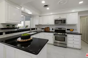 4547 Ledge Ave, Toluca Lake, CA 91602 - Photo 15