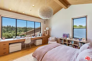 859 Woodacres Rd, Santa Monica, CA 90402 - Photo 25