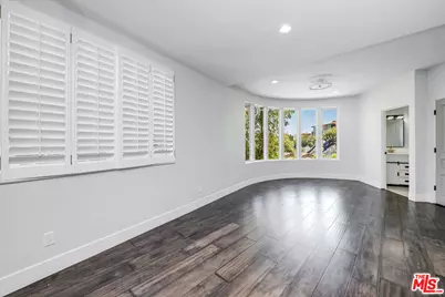 11411 Decente Ct, Studio City, CA 91604 - Photo 15