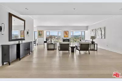 10727 Wilshire Blvd #1802, Los Angeles, CA 90024 - Photo 17