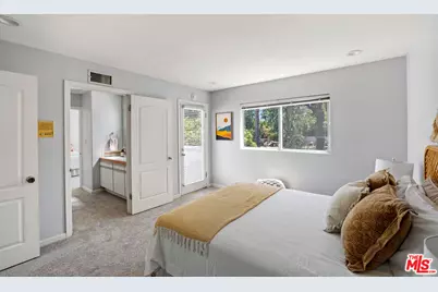 23246 Canzonet St, Woodland Hills, CA 91367 - Photo 21