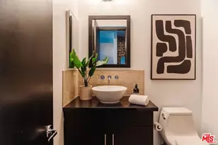 655 S Hope St, Los Angeles, CA 90017 - Photo 25