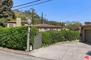 2515 N Commonwealth Ave, Los Angeles, CA 90027 - Photo 29