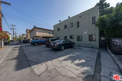 6027 Barton Ave, Los Angeles, CA 90038 - Photo 5