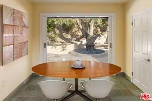 3818 Hollyline Ave, Sherman Oaks, CA 91423 - Photo 13