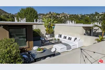2111 N Cahuenga Blvd #14, Los Angeles, CA 90068 - Photo 5