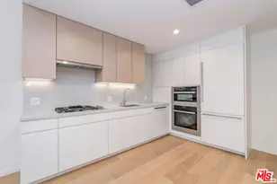 877 Francisco St, Los Angeles, CA 90017 - Photo 7