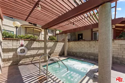 3612 Kalsman Dr #3, Los Angeles, CA 90016 - Photo 15