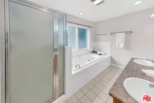 2420 Euclid St, Santa Monica, CA 90405 - Photo 27