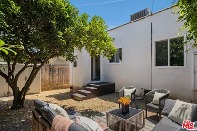 3007 Hyde Park Blvd, Los Angeles, CA 90043 - Photo 17