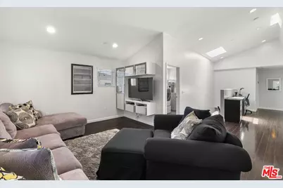 9313 Bolton Rd, Los Angeles, CA 90034 - Photo 19