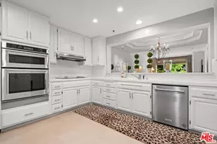 2132 Century Park Ln, Los Angeles, CA 90067 - Photo 25