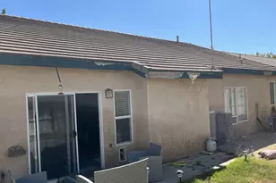 1751 W Ave H5, Lancaster, CA 93534 - Photo 5
