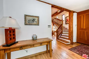 454 E Rustic Rd, Santa Monica, CA 90402 - Photo 7