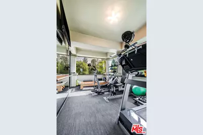 12145 Summit Ct, Beverly Hills, CA 90210 - Photo 41