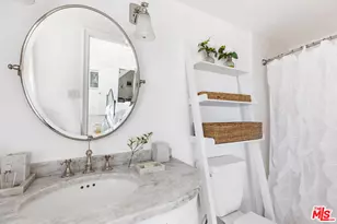 11924 Whitewater Ln, Malibu, CA 90265 - Photo 19