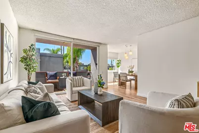 4915 Tyrone Ave #334, Sherman Oaks, CA 91423 - Photo 1