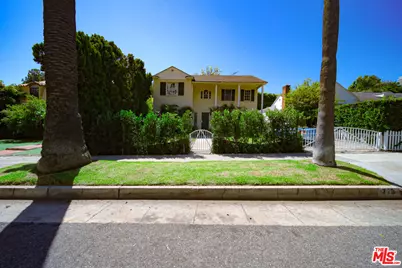 713 N Doheny Dr, Beverly Hills, CA 90210 - Photo 5