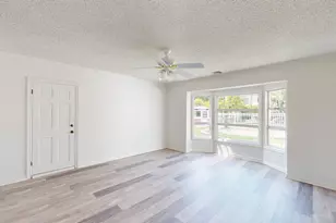 525 N Rexford Dr, Beverly Hills, CA 90210 - Photo 25